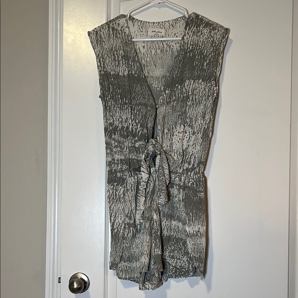 Gray and White Sleeveless Tie-Front Romper